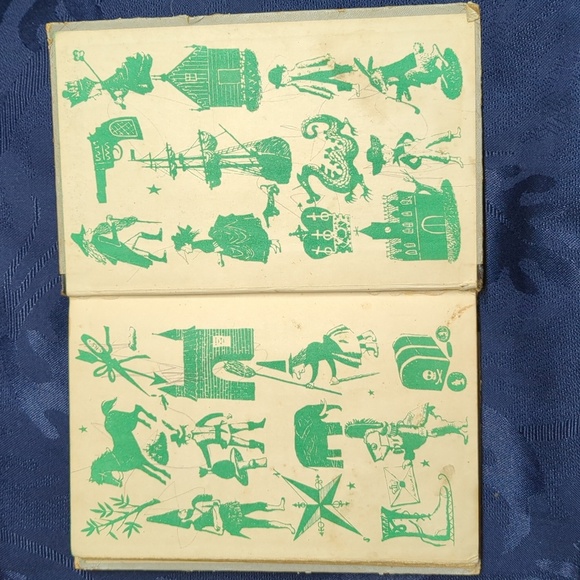 Grimm's Fairy Tales Illustrated Book - Picture 6 of 7